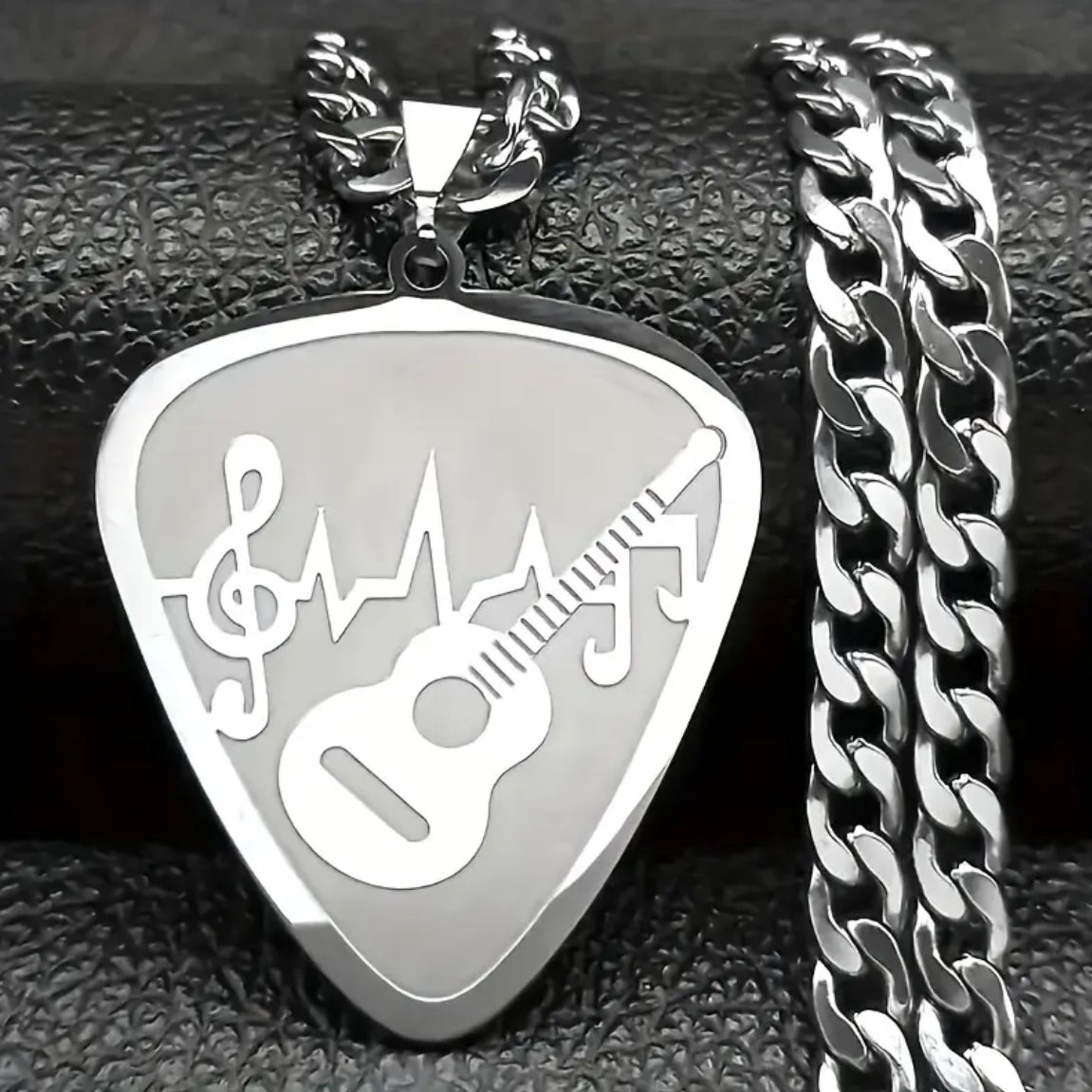 Collar Uñeta de Guitarra Acero Inoxidable