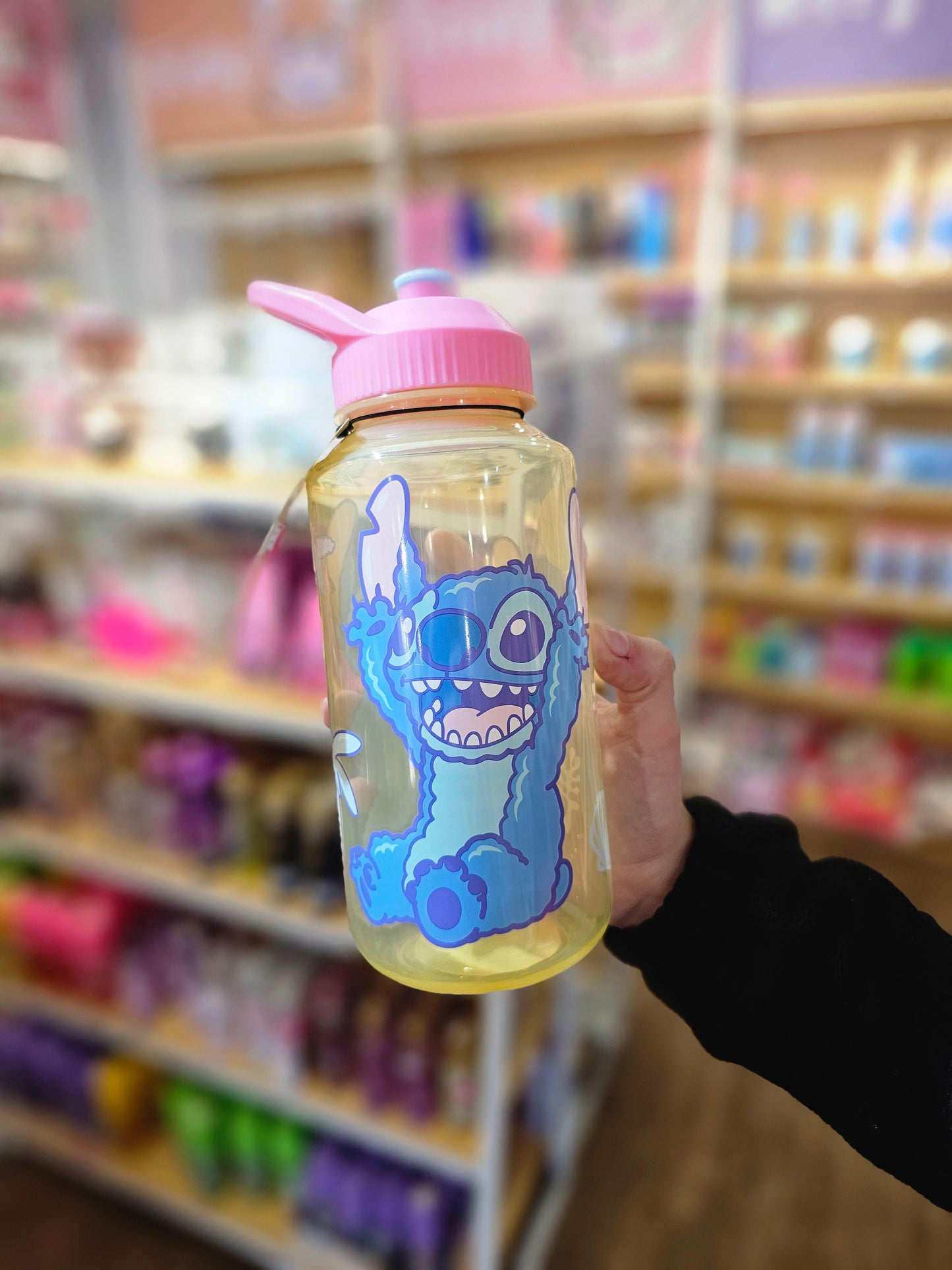 Botella Disney Stitch Vibes Rosa – 1 Litro de Estilo y Diversión