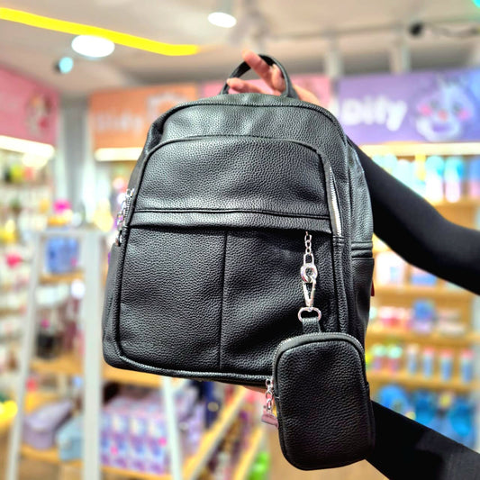 Mochila cierre grande con monedero