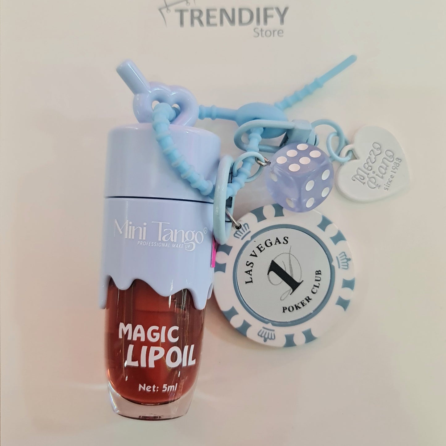 Lip Oil Poker club