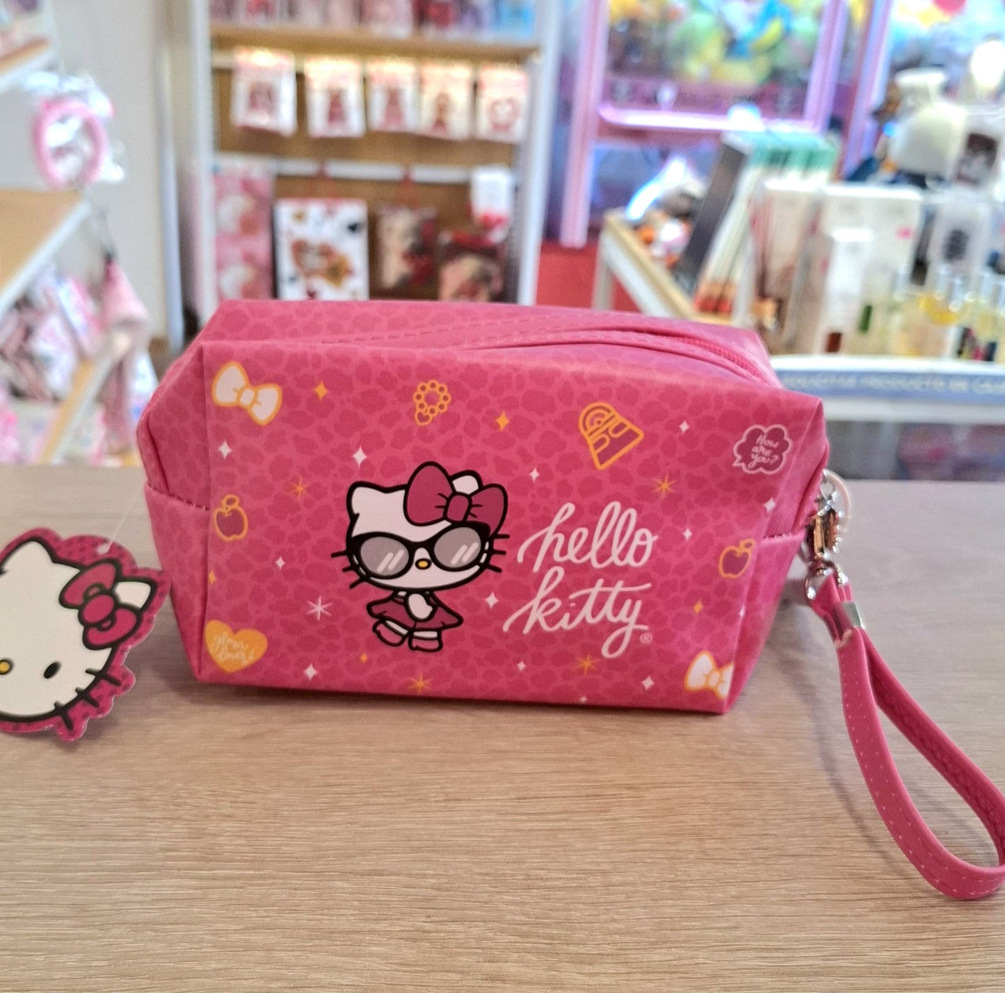 Estuche o cosmetiquero     Hello Kitty
